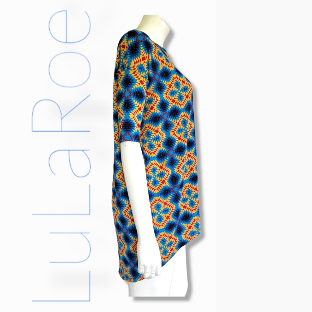 NWT LuLaRoe Oversized Hi-Lo Irma Top